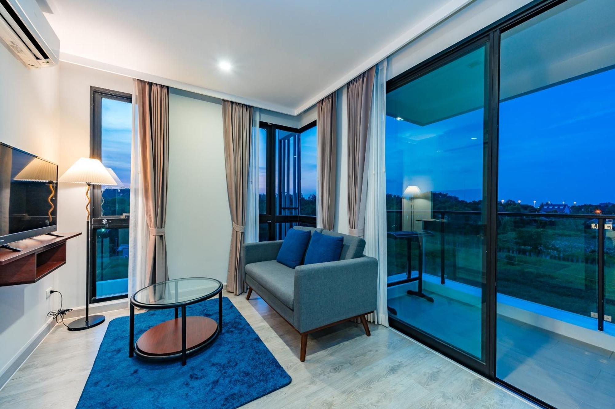 מלון Nai Yang Beach Wyndham Royal Lee Phuket מראה חיצוני תמונה